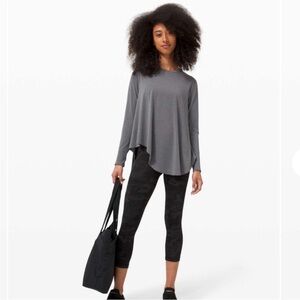 Lululemon Lifted Balance Long Sleeve
Heathered Titanium